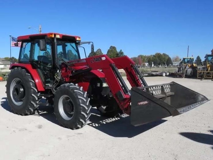 case-ih-farmall-105u-image-1