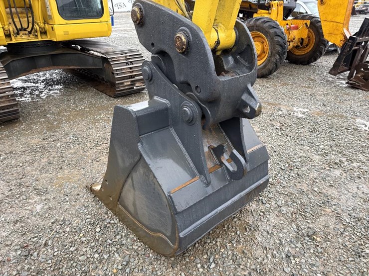 komatsu-pc138us-image-11