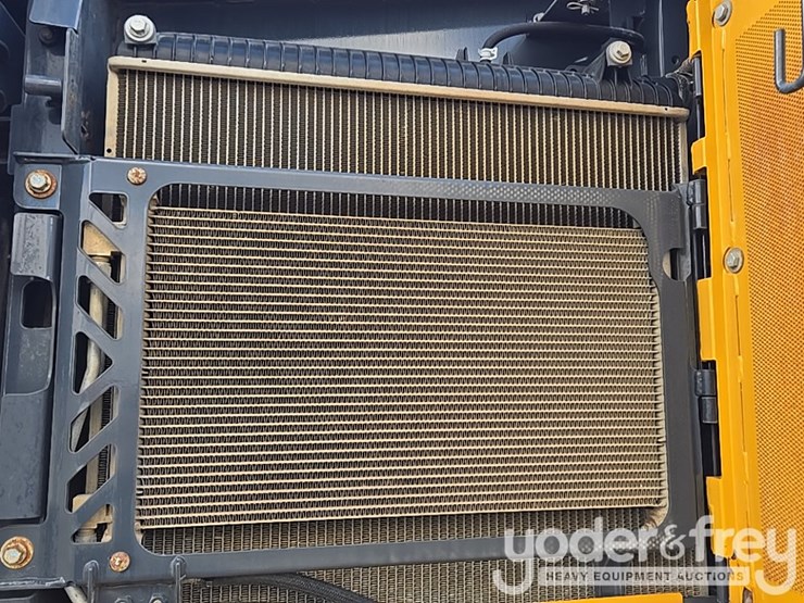 2017-deere-872g-image-115