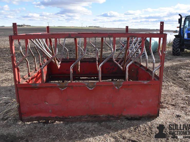 square-feeder-image-4