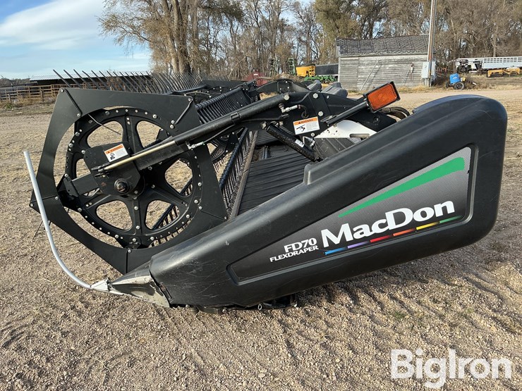 2011-mac-don-fd70-image-8