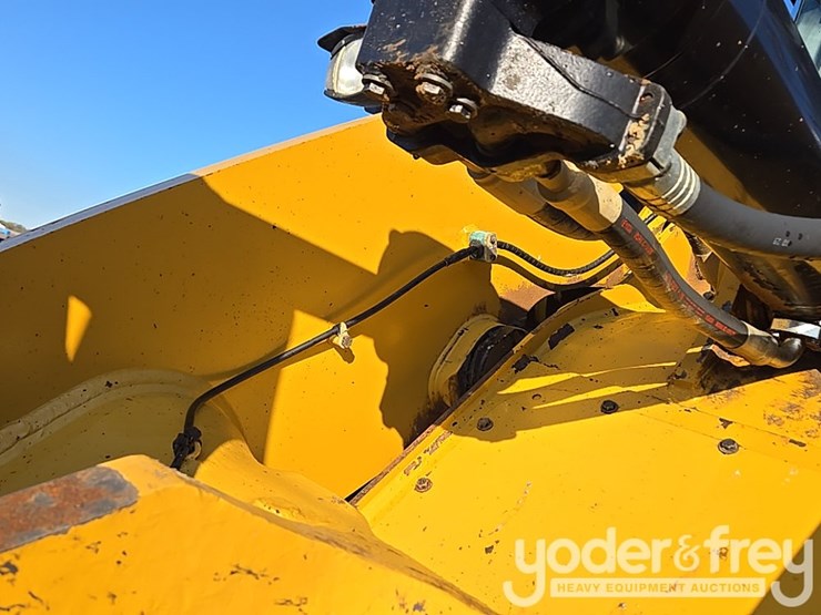 2016-caterpillar-950m-image-37