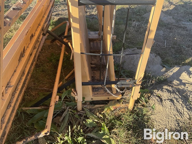 foremost-calf-working-table-image-15