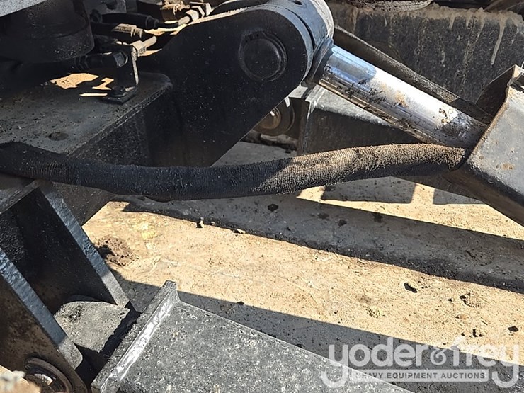 bobcat-331g-image-38