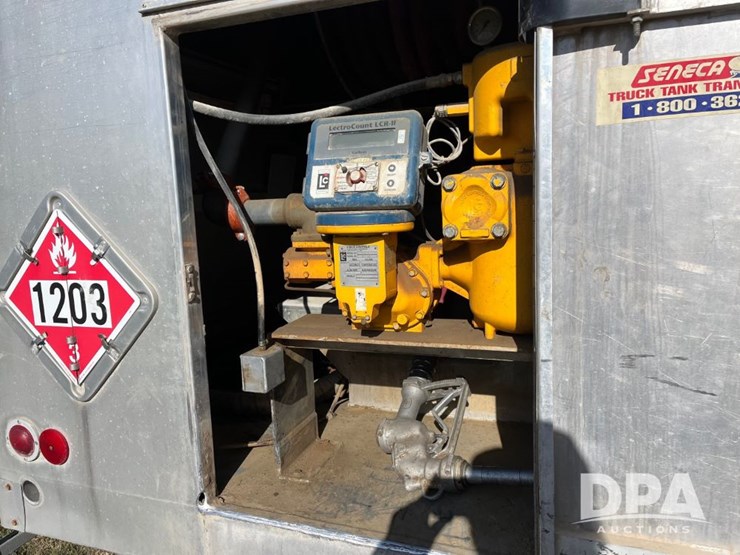 2007-freightliner-petroleum-truck-(jn3391,-unit-2373)-image-30