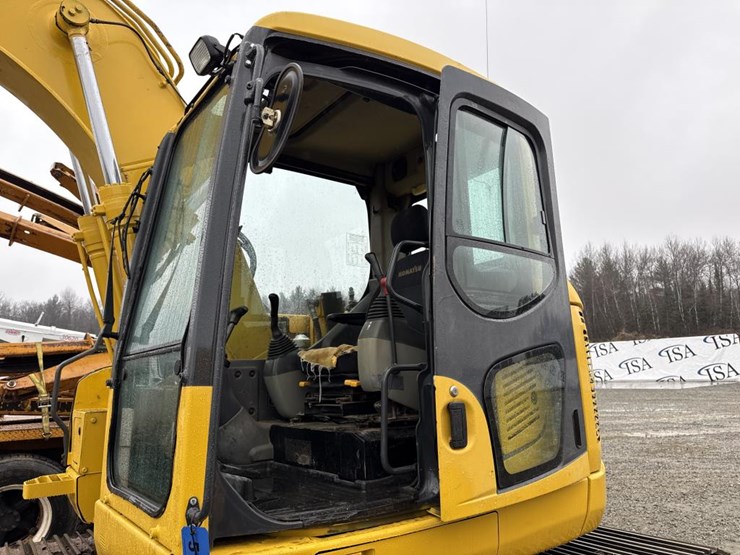komatsu-pc138us-image-70