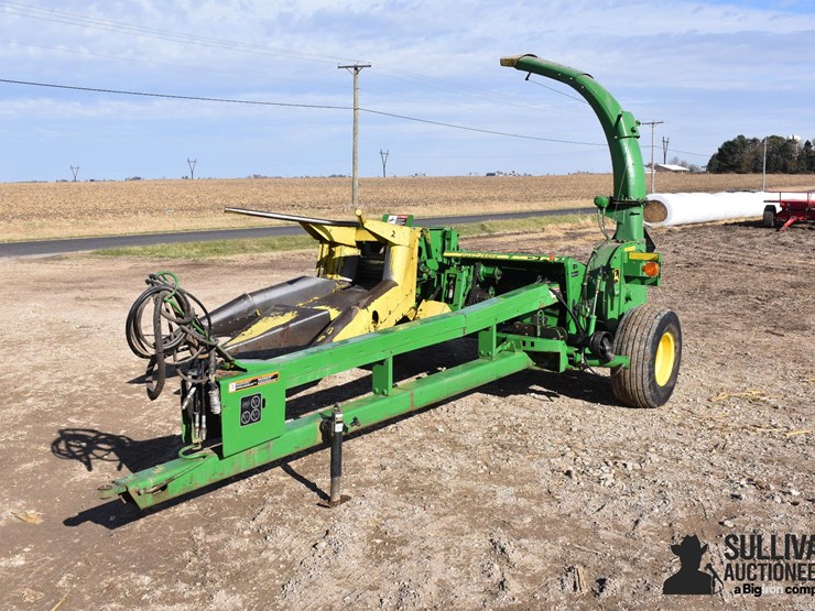2005-john-deere-3975-image-1
