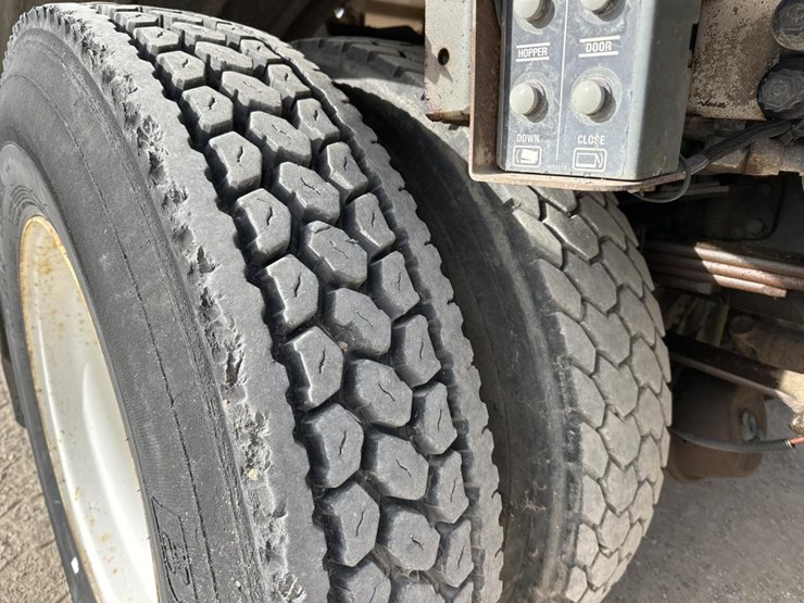 2007-sterling-sc8000-image-53