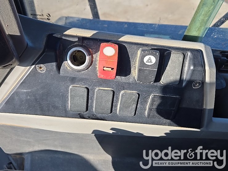 2016-caterpillar-950m-image-113