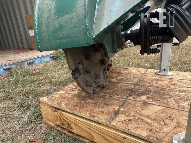 woodland-mills-wg24-stump-grinder-image-5