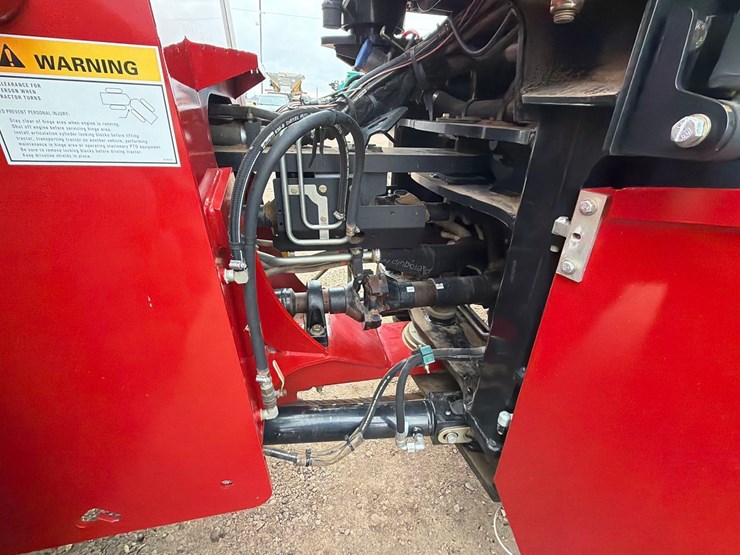 2012-case-ih-400-image-11