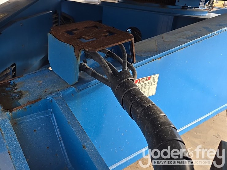 2015-genie-zx-135-image-38