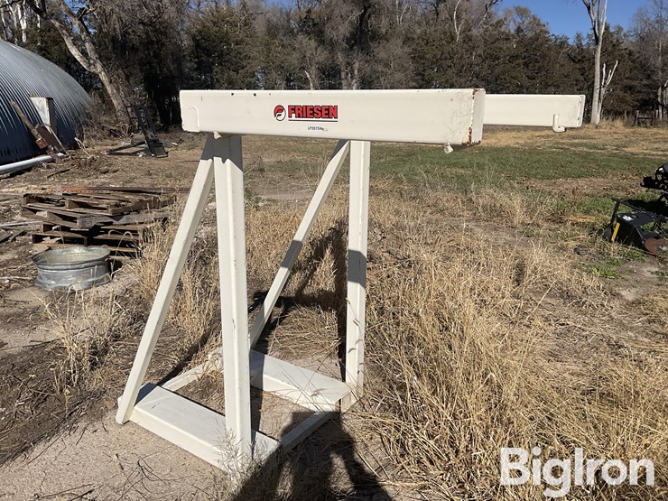 friesen-bulk-bag-tender-image-1