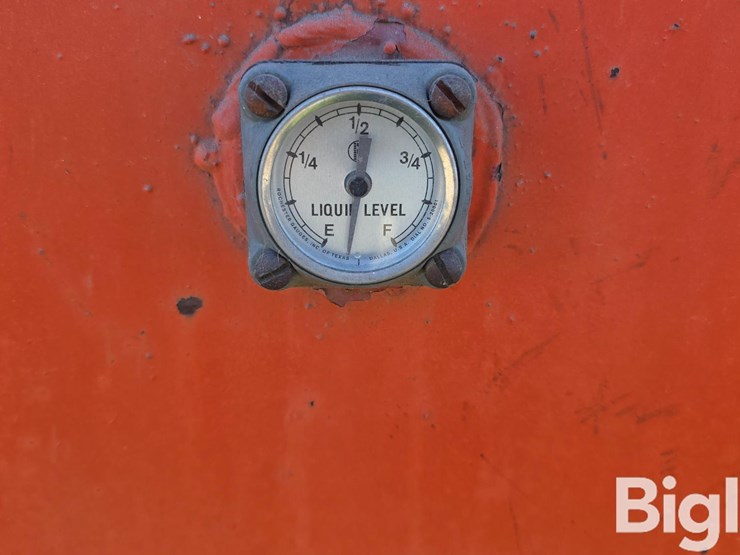 500-gal-fuel-tank-&-pump-image-16