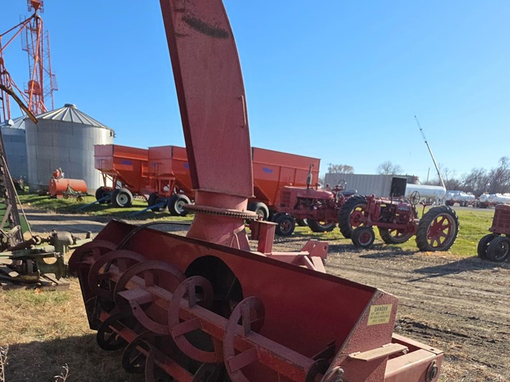 schweiss-96"-3-pt-snow-blower-image-1