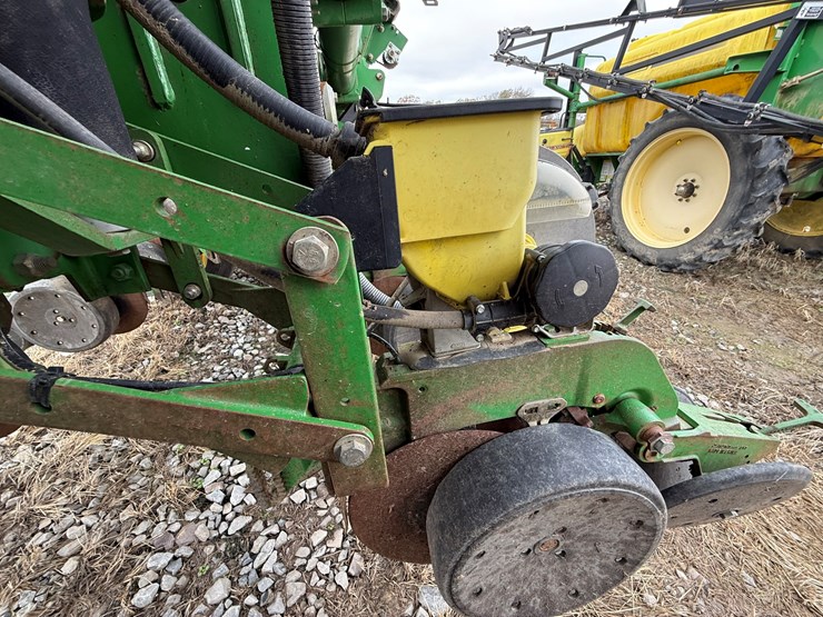 john-deere-1790-image-78