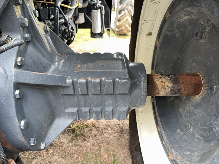 new-holland-8770-image-69