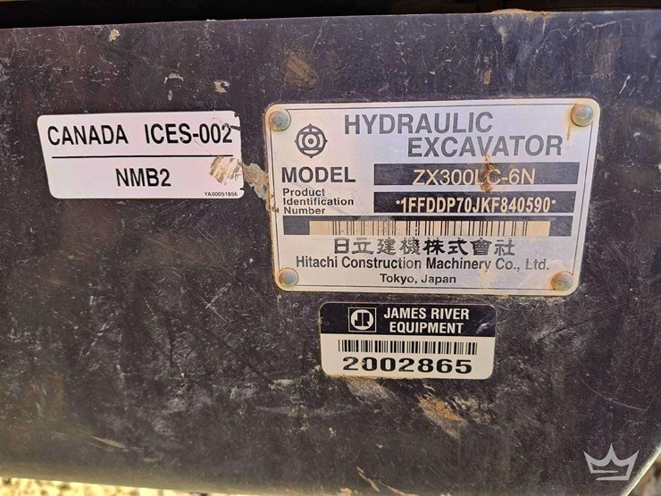 2019-hitachi-zx300-lc-image-6