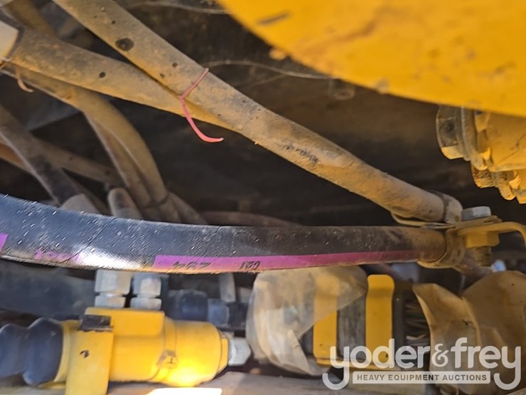 2016-caterpillar-950m-image-47