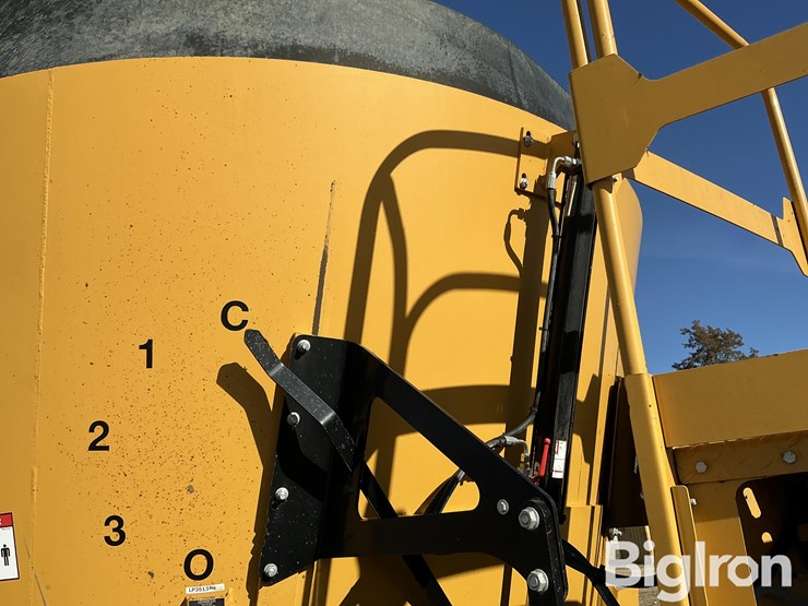 vermeer-vs570-feed-wagon-image-19