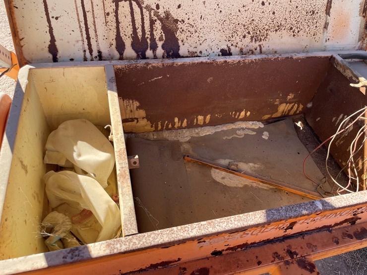 #6324-•-2000-solar-tech-arrow-board-(trailer-#37102),-(no-title)-image-10