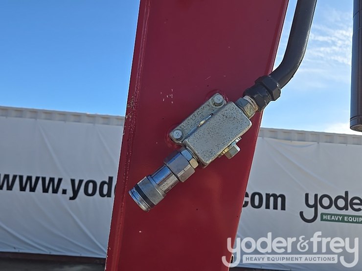 2022-yanmar-vio80-image-55