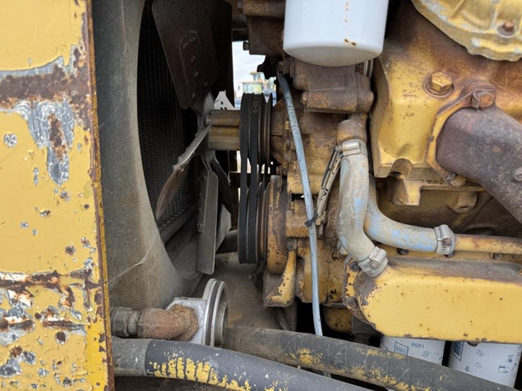 caterpillar-3208-image-27