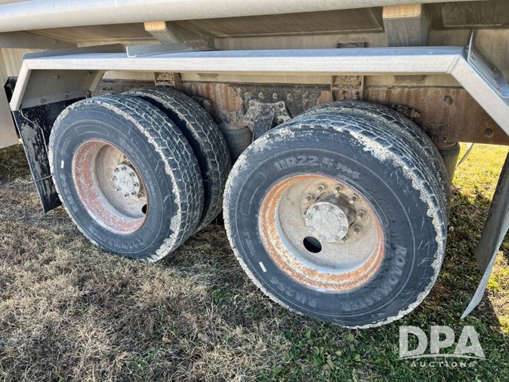 2007-freightliner-petroleum-truck-(jn3391,-unit-2373)-image-44