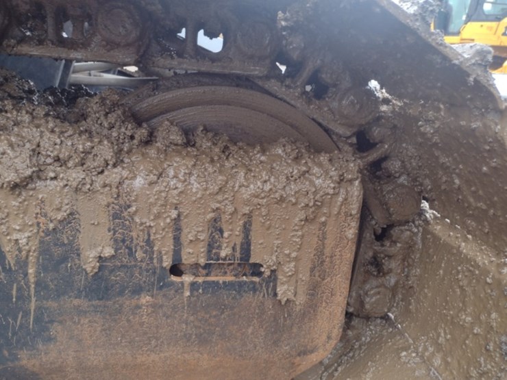 hitachi-zx135us-6-image-41