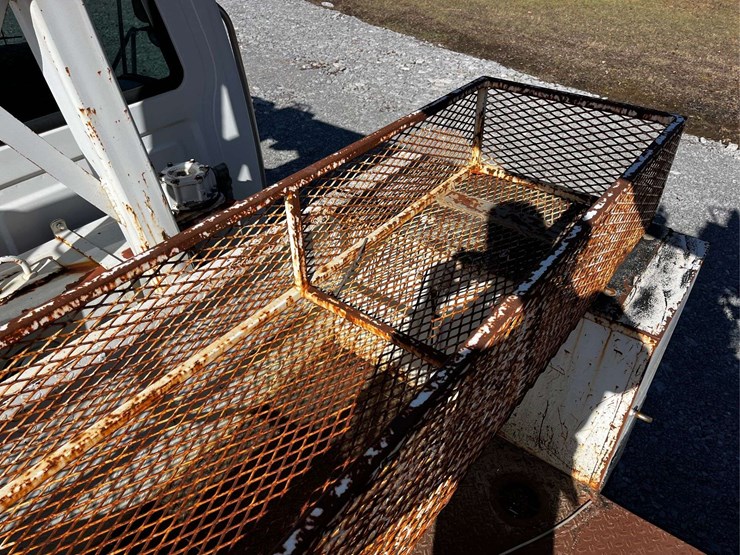 2005-sterling-acterra-image-45