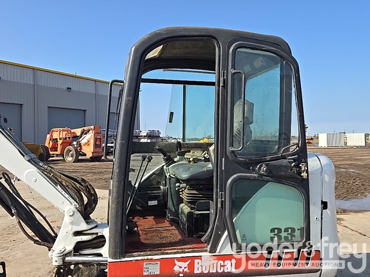 bobcat-331g-image-66