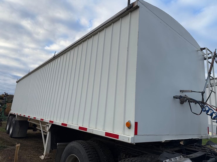 1996-agri-trader-32’-steel-hopper-bottom-trailer-image-10