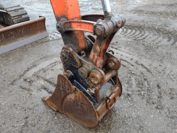 kubota-kx040-4-image-17