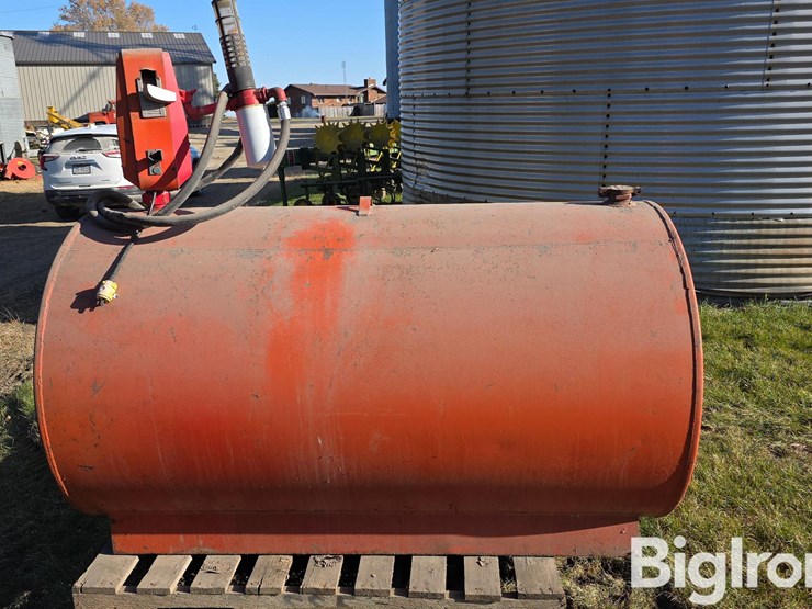 500-gal-fuel-tank-&-pump-image-8