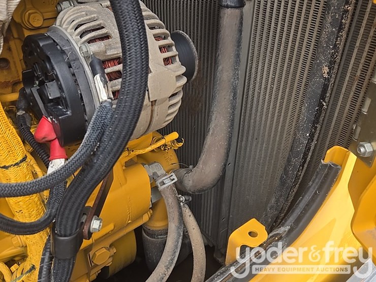 2019-deere-850l-wlt-image-92