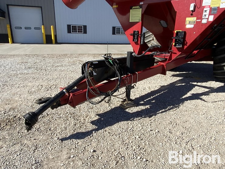 2015-j&m-1120-xtended-reach-grain-cart-image-10