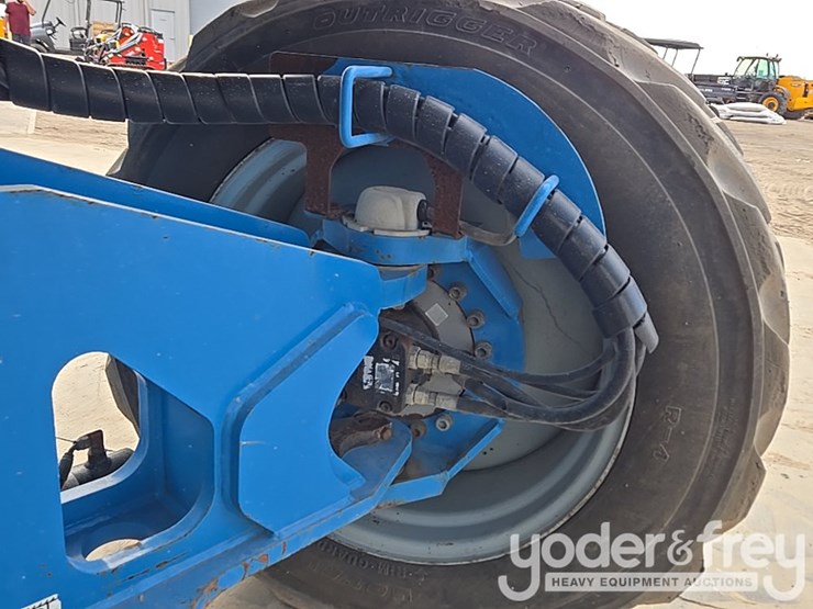 2015-genie-zx-135-image-32