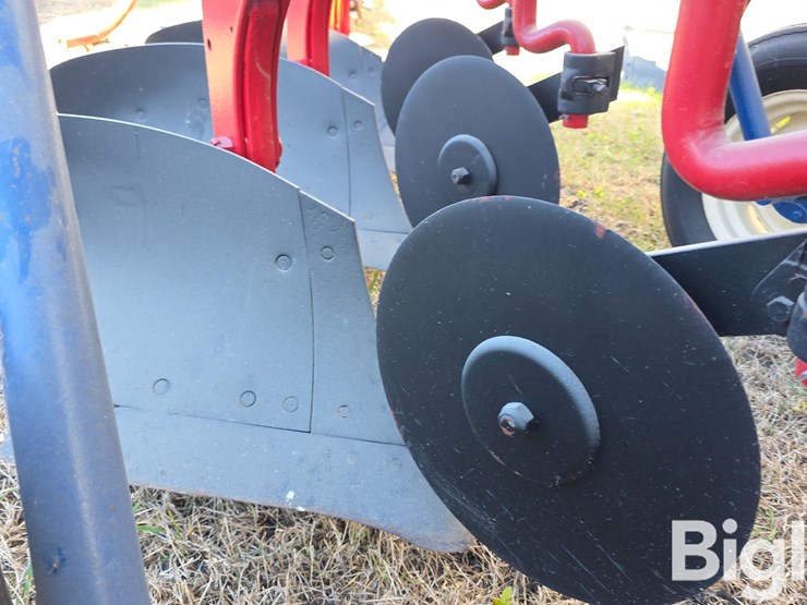 international-70-image-16