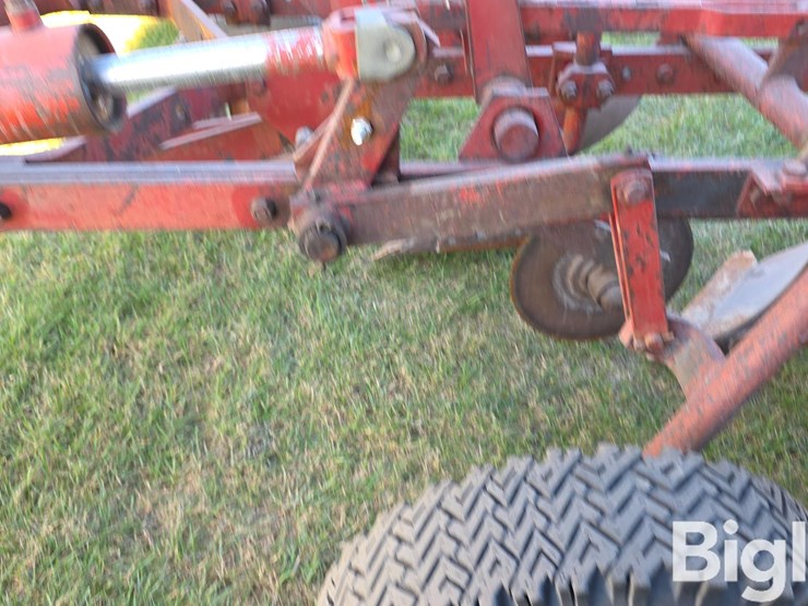 4-bottom-plow-image-16