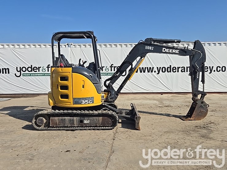 2019-deere-35g-image-6