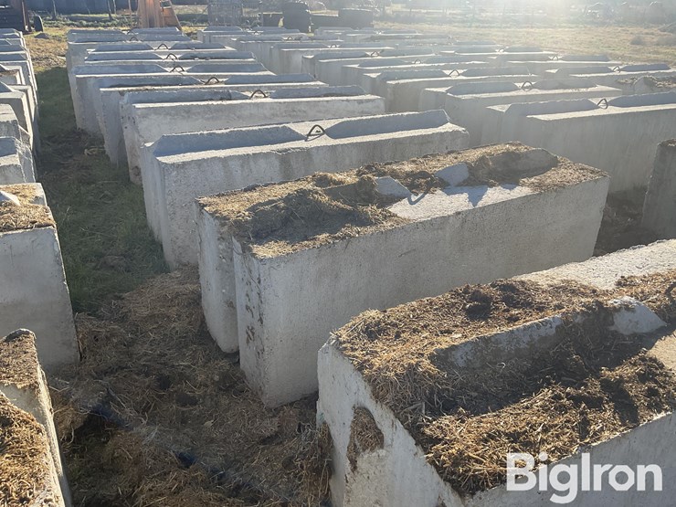 concrete-stackable-blocks-image-3