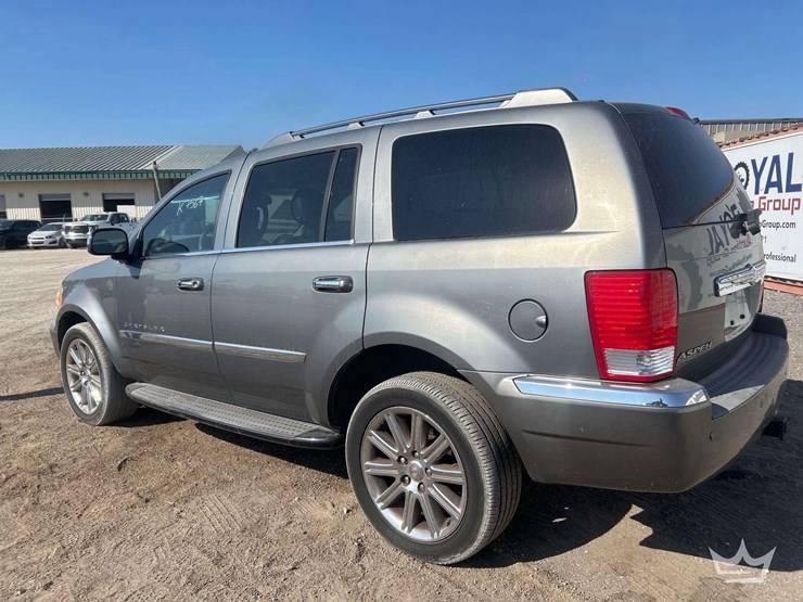 2007-chrysler-aspen-image-4