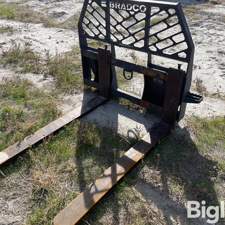 Quick Attach Pallet Forks