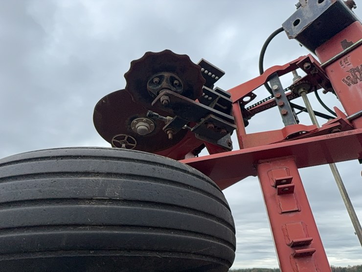 agco-white-8700-image-17