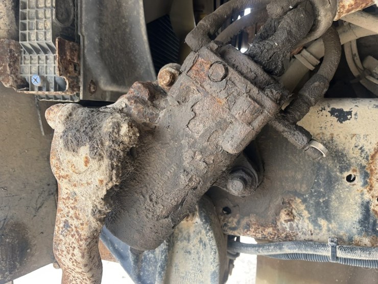 #1633-•-1995-freightliner-usf-1e-sleeper-cab-truck-tractor-image-62