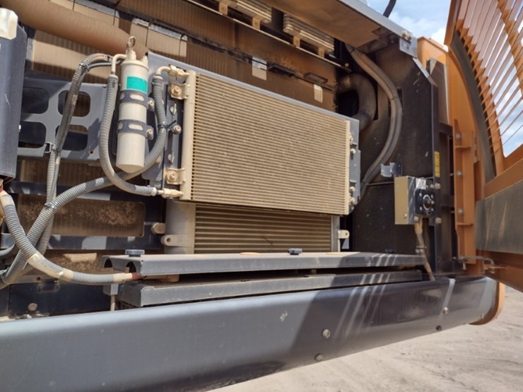 22-case-cx350d-image-22