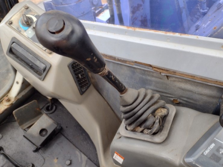 komatsu-pc128uu-2-image-8