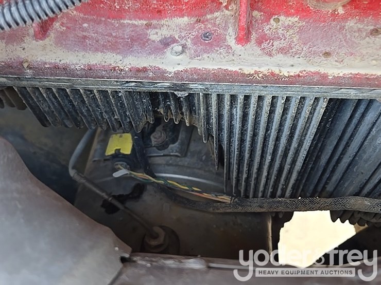 2016-sky-trak-8042-image-86