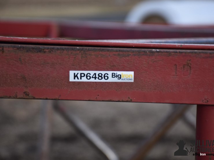 square-feeder-image-13