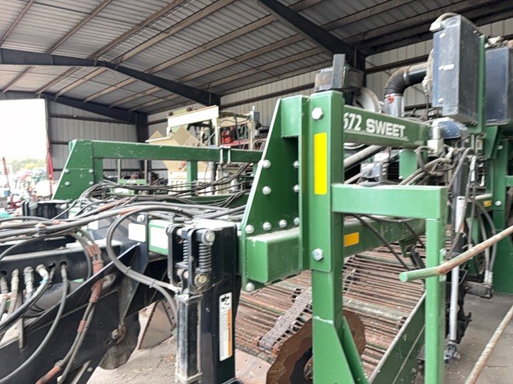 lockwood-672-sweet-potato-digger/harvester-image-4